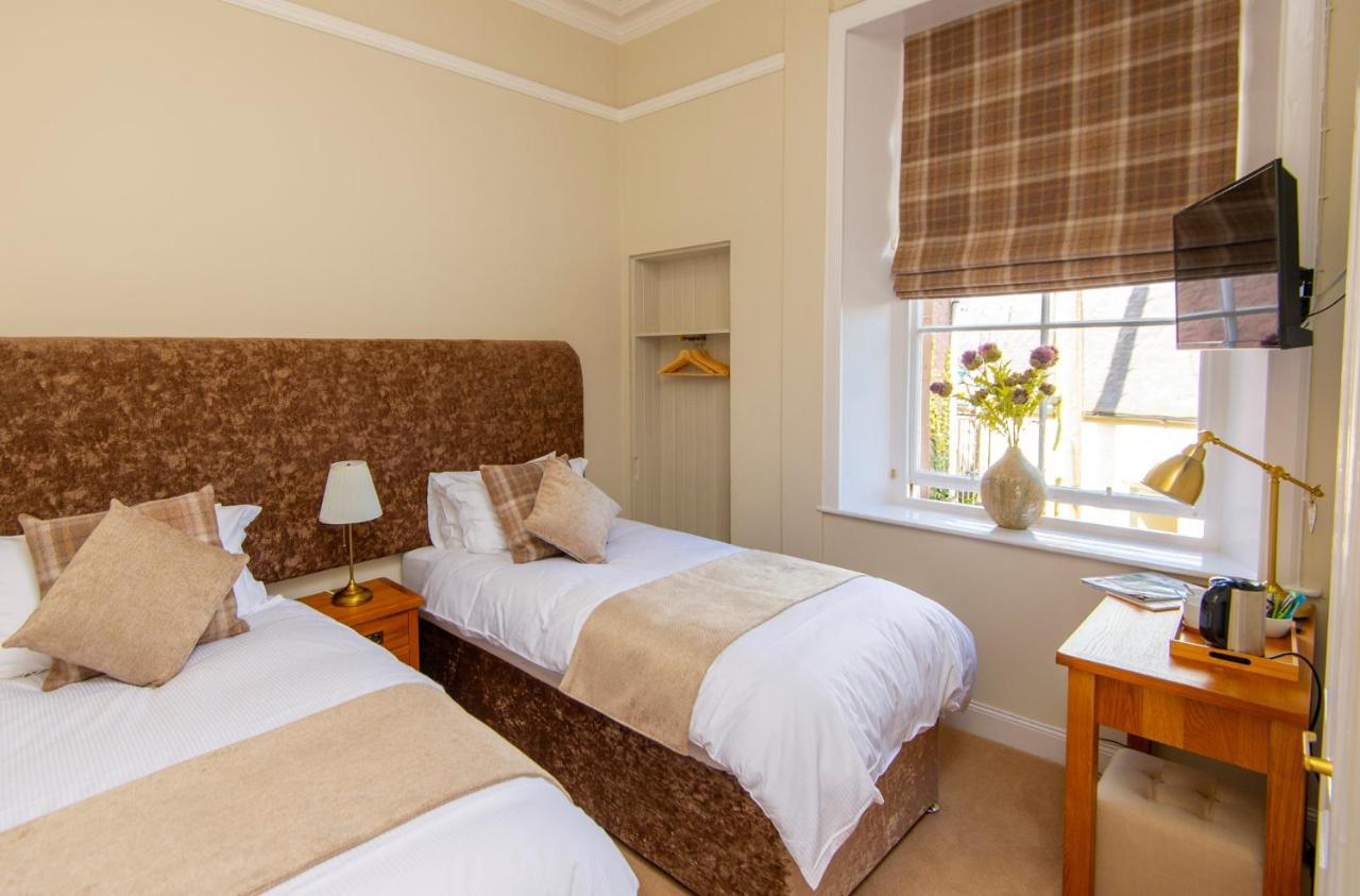 Dryburgh Arms Pub With Rooms Melrose Exterior photo